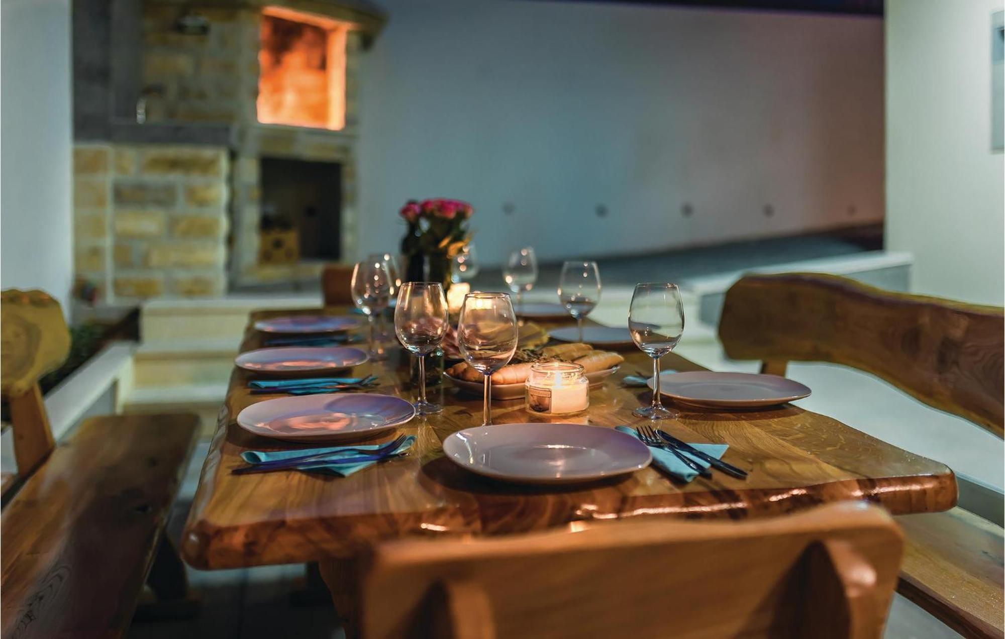 Beautiful Home In Sibenik With Kitchen Екстериор снимка